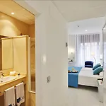 Santa Rosa, Blue Отель 3*