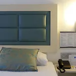 Santa Rosa, Blue Отель
