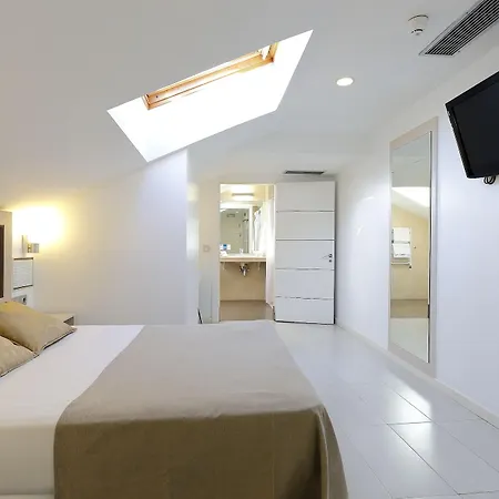 Отель Santa Rosa, Blue 3*