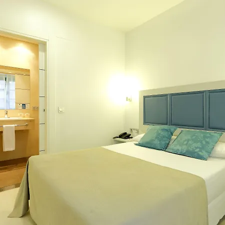 Santa Rosa, Blue Hotel