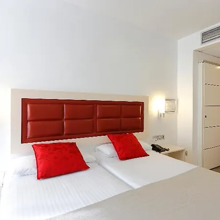 Santa Rosa, Blue 3* Хихон
