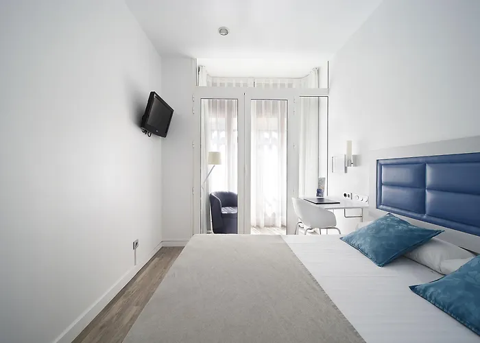 Santa Rosa, Blue خيخون